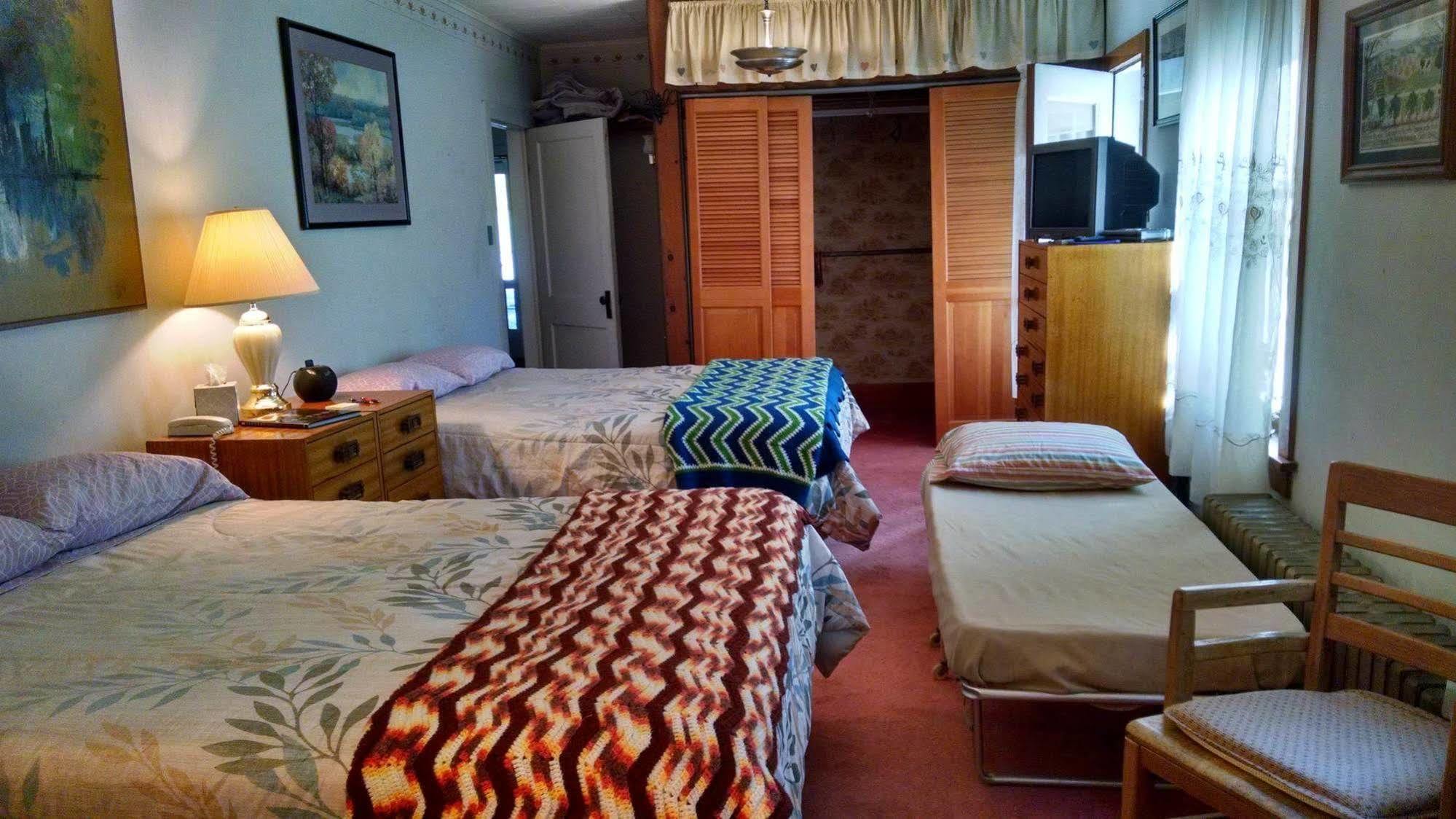 Fish & Loaves Bed And Breakfast Numidia Ngoại thất bức ảnh